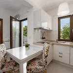 Mala Apartment