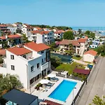 Mala *