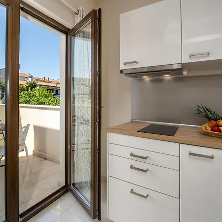Mala Apartment *