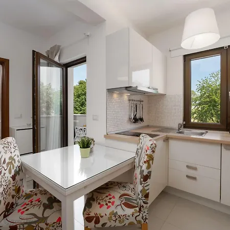 Mala Apartment