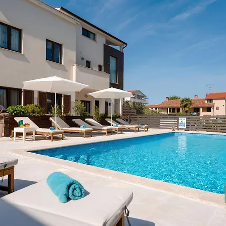 Apartment Mala Funtana