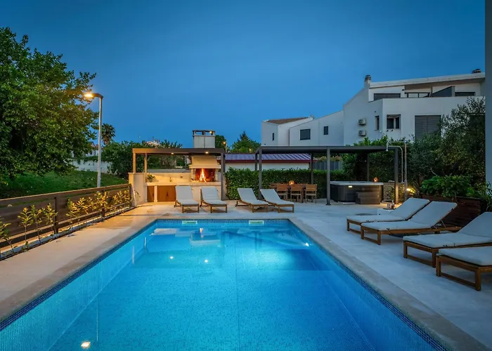 Mala Apartment *